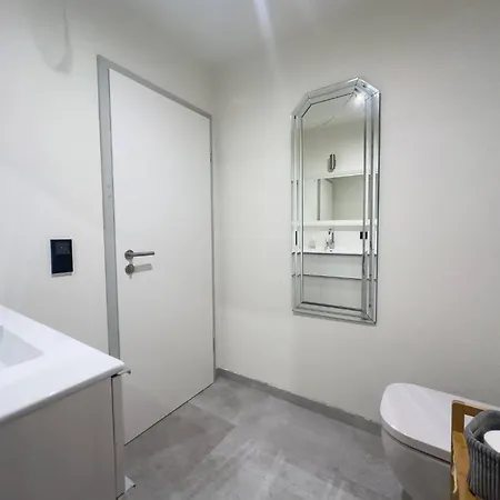 Design-penthouse Im Muenchner Sueden Auf Zwei Ebenen *