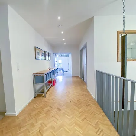 Design-penthouse Im Muenchner Sueden Auf Zwei Ebenen *